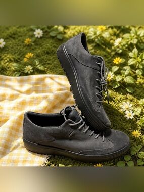 Ecco Men's Slip-On Lace Sneakers in Charcoal Gray